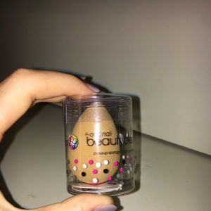 Brand New Beauty Blender